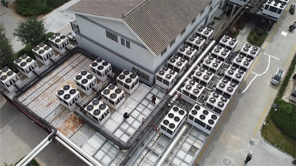 大(da)型小(xiǎo)區(qu)用(yong)哪箇(ge)牌子(zi)的(de)空氣(qi)能(néng)采暖機(jī)好